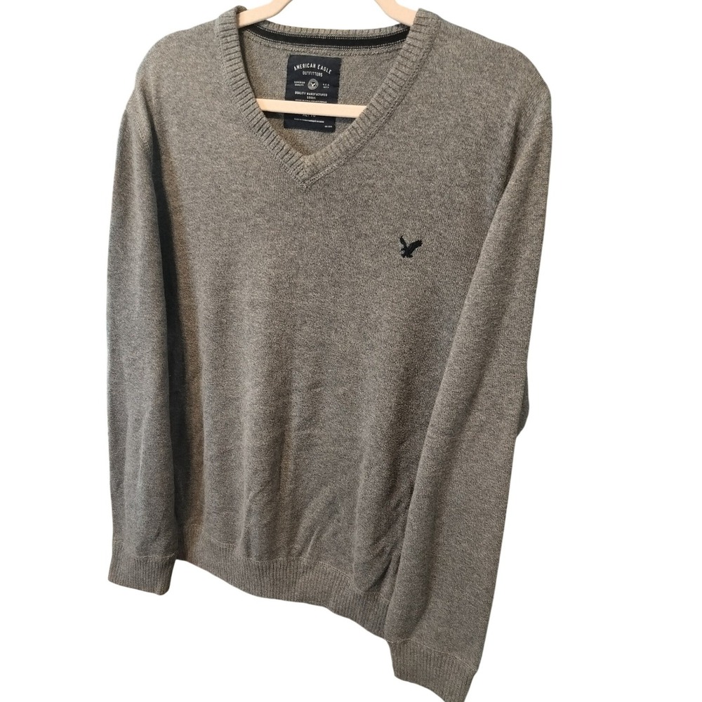 American Eagle Outfitters Men's XL Gray V Neck‎ Sweater Eagle Logo Cotton Blend - Picture 2 of 7